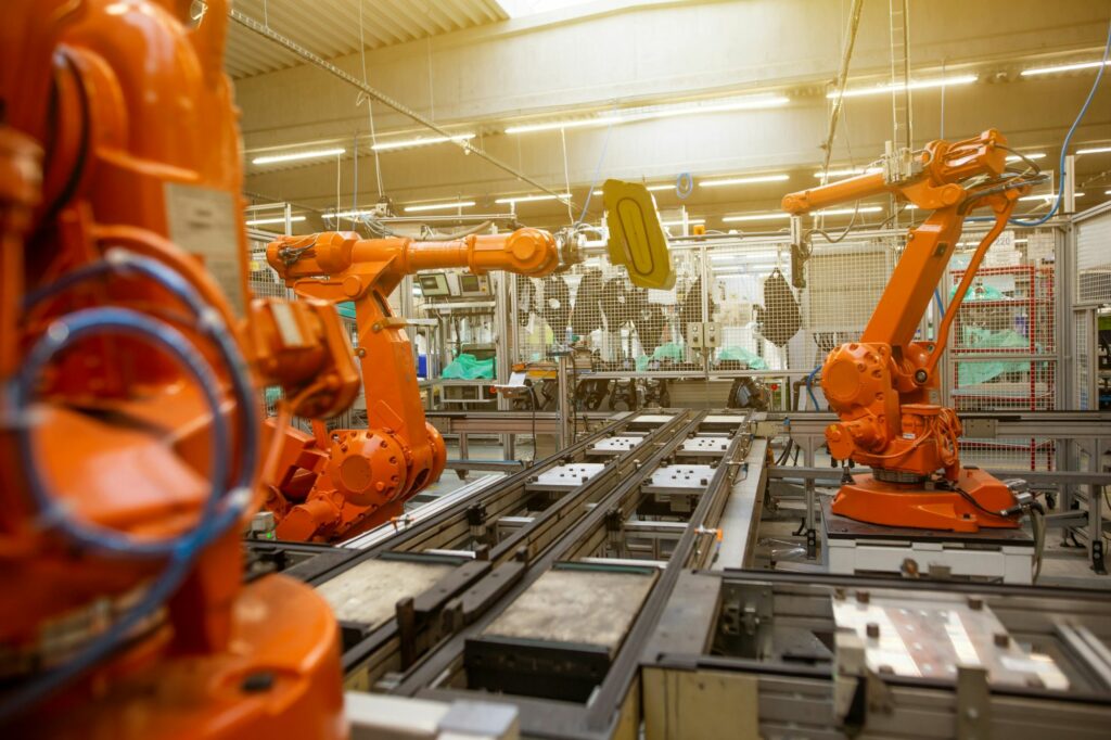 Robots industriels sur une ligne de production
